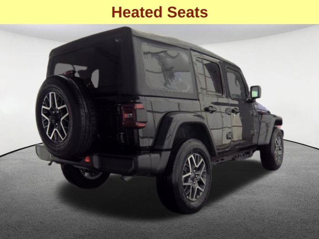Used 2026 Jeep Wrangler Unlimited Sahara AWD/4WD image 7