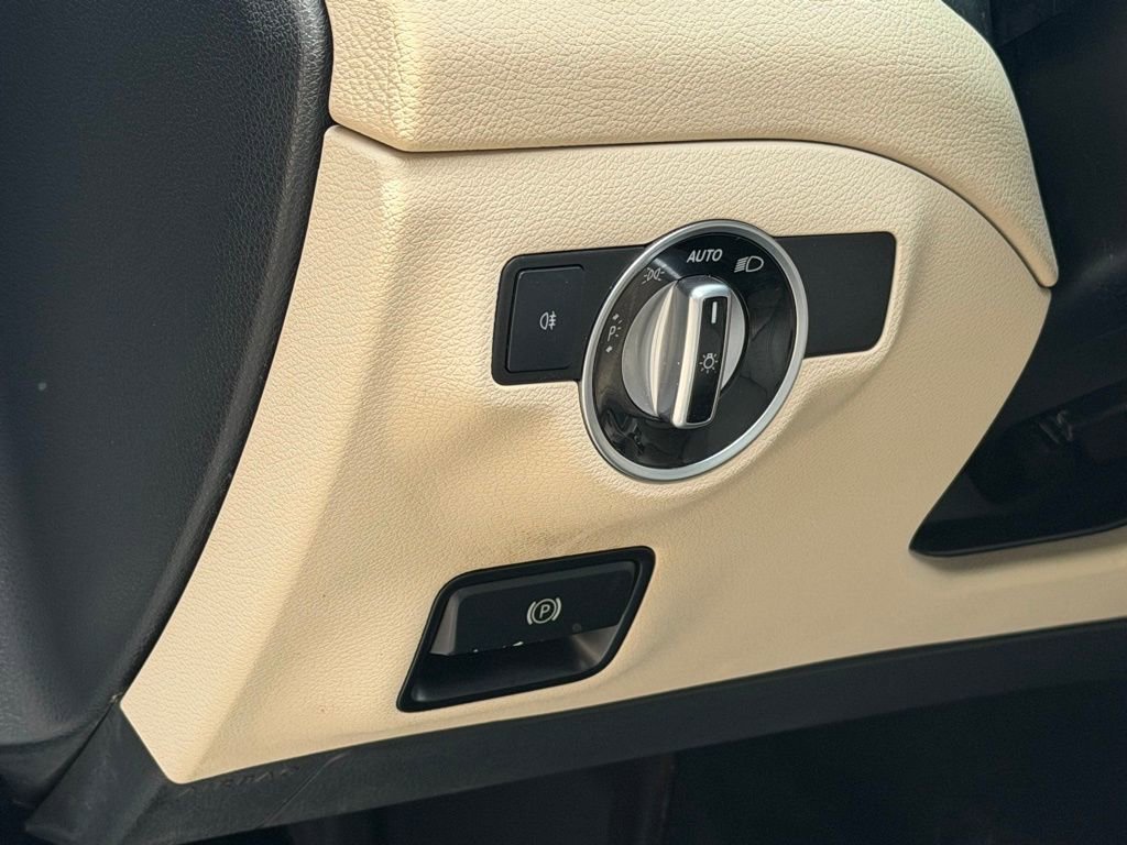 Used 2017 Mercedes-Benz CLA 250 image 27
