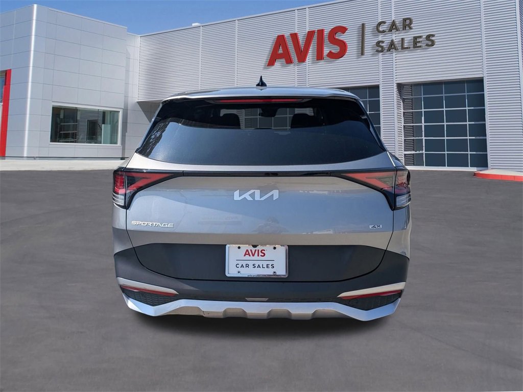 Used 2024 Kia Sportage LX image 7