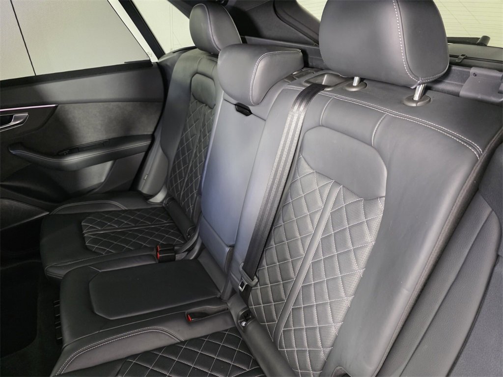 Used 2021 Audi SQ8 Prestige image 16