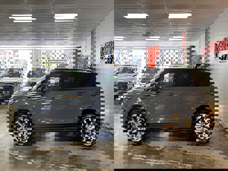Used 2020 Land Rover Range Rover Evoque First Edition image 5