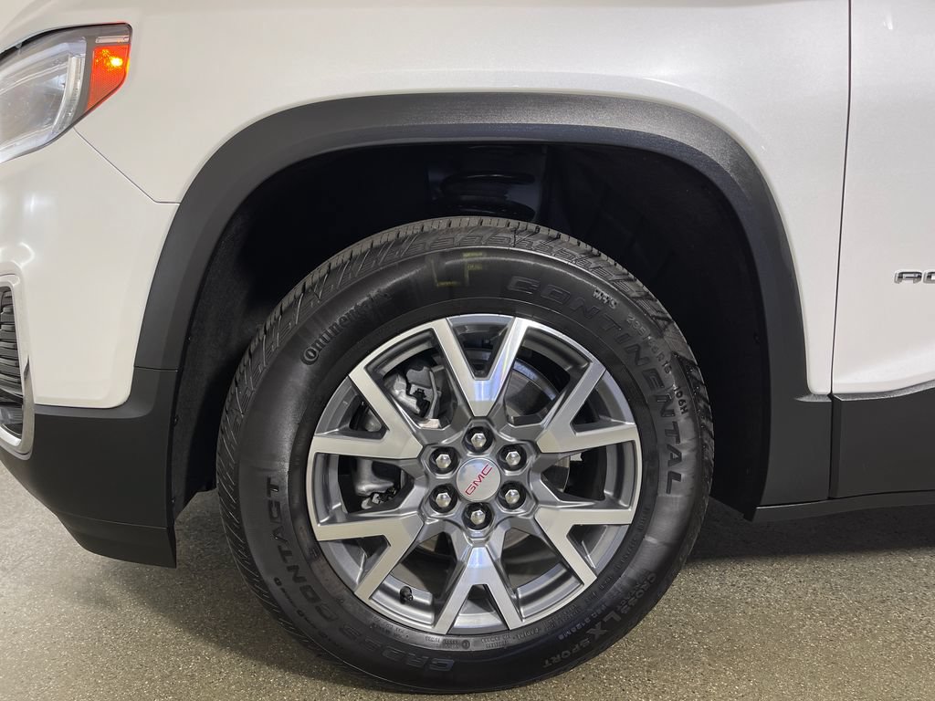 Used 2023 GMC Acadia SLT FWD image 11