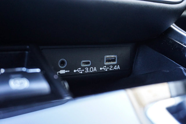 Used 2024 Subaru Outback Touring XT w/ Tech Package 3 AWD/4WD image 27