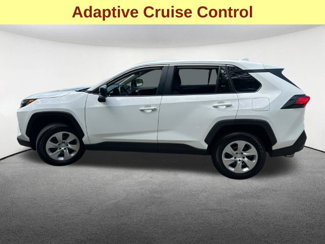 Certified 2025 Toyota RAV4 LE AWD/4WD image 7