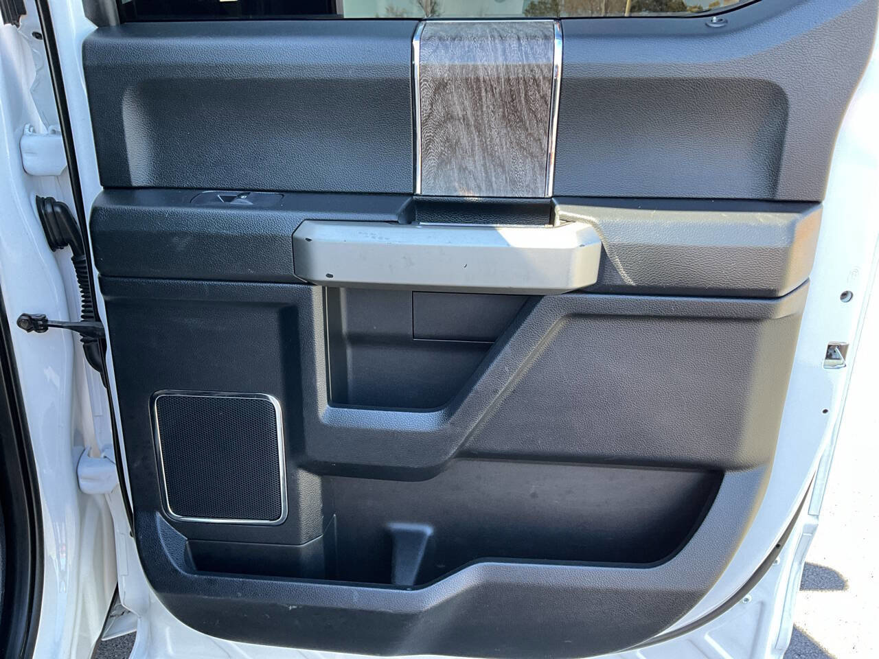 Used 2018 Ford F250 Lariat w/ Lariat Ultimate Package image 47
