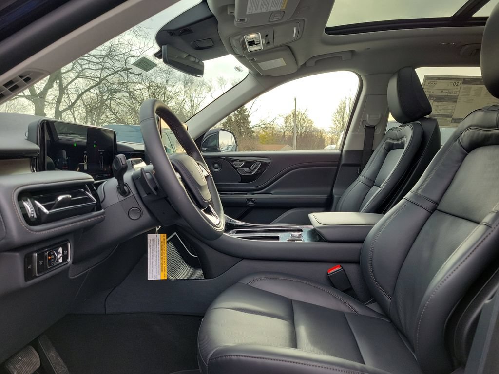 New 2026 Lincoln Aviator Reserve w/ Illumination Package AWD/4WD image 16
