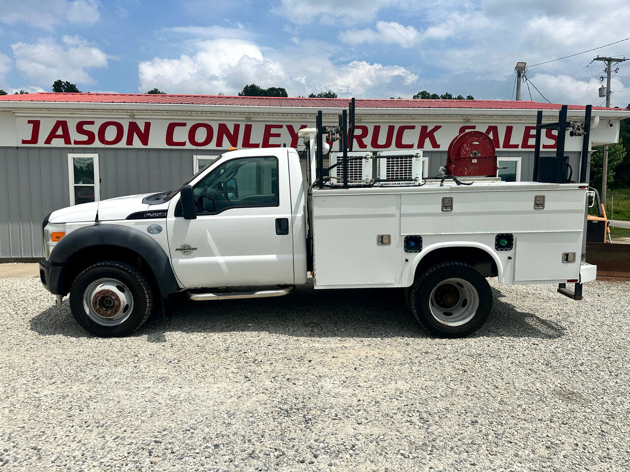 Used 2011 Ford F550 4x4 Regular Cab Super Duty w/ Payload Upgrade Pkg