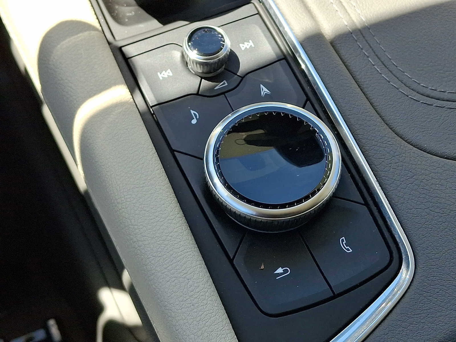 Certified 2023 Cadillac XT5 Premium Luxury image 36