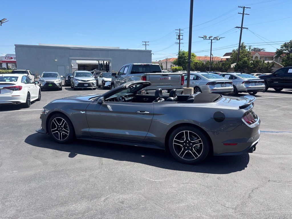 Used 2021 Ford Mustang Premium RWD image 27