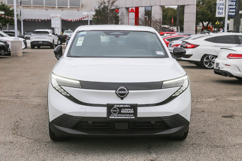 New 2026 Nissan Leaf SV+ w/ Illuminated Package FWD image 2