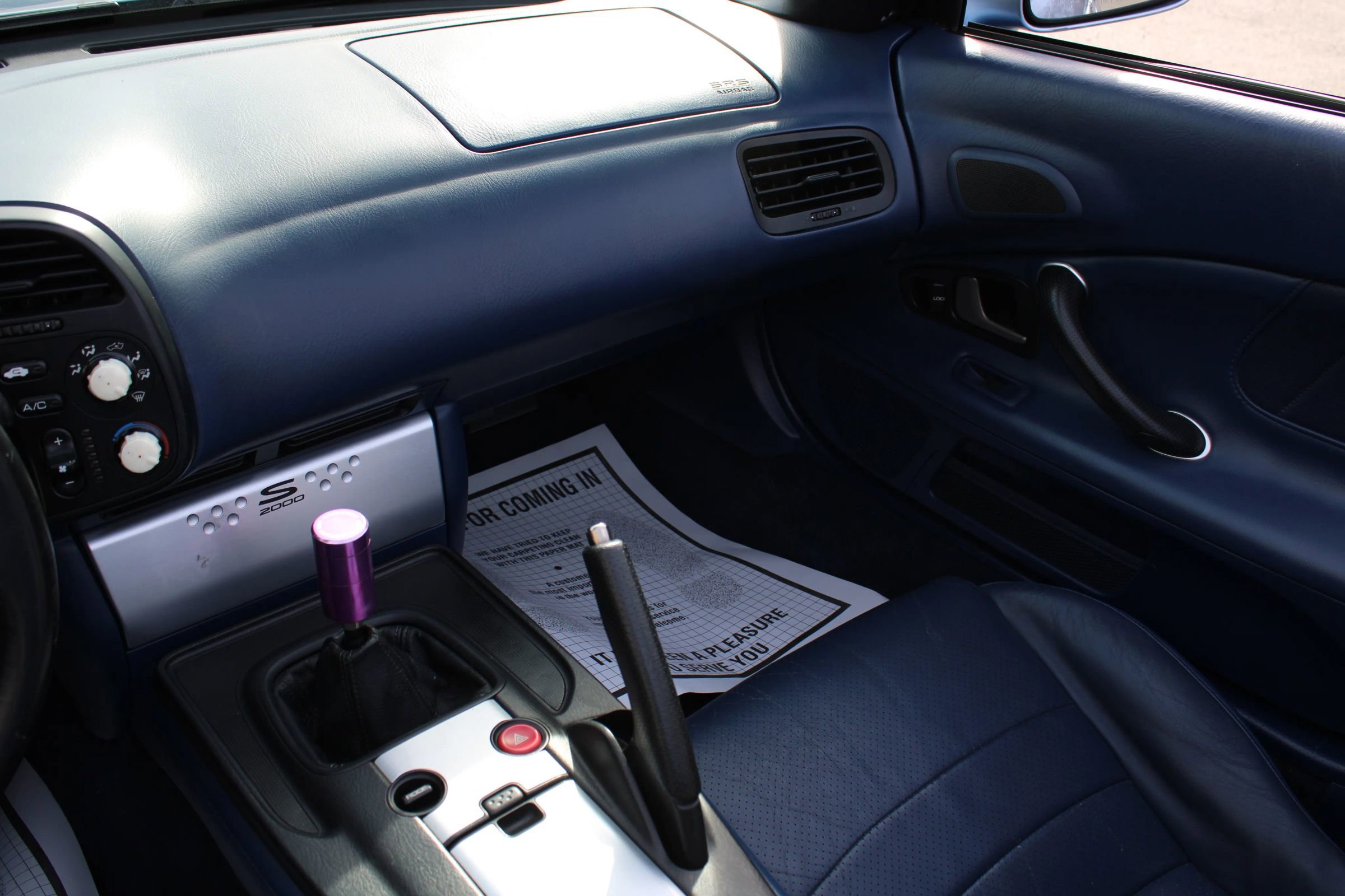 Used 2004 Honda S2000 image 19