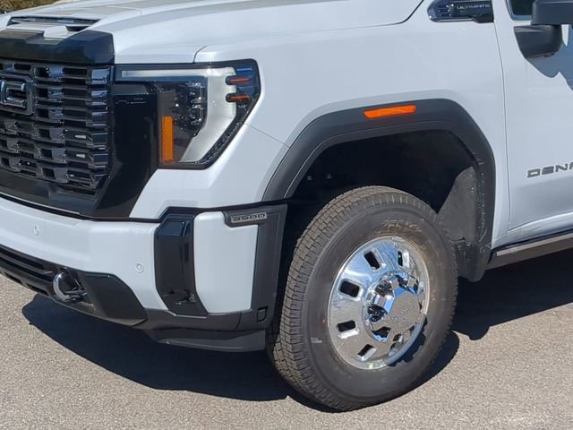 New 2026 GMC Sierra 3500 Denali Ultimate image 14