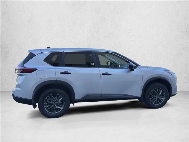 Used 2024 Nissan Rogue S video 4