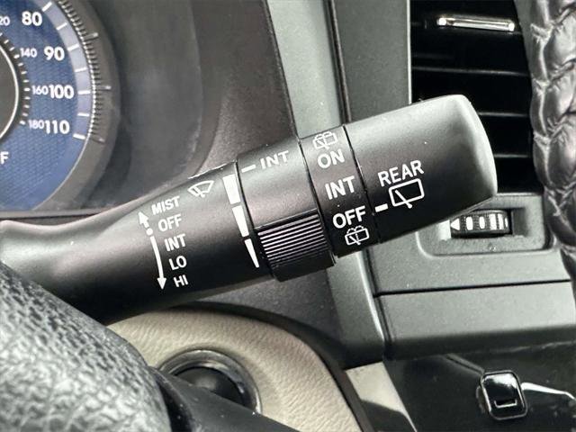 Used 2019 Toyota Sienna XLE image 32