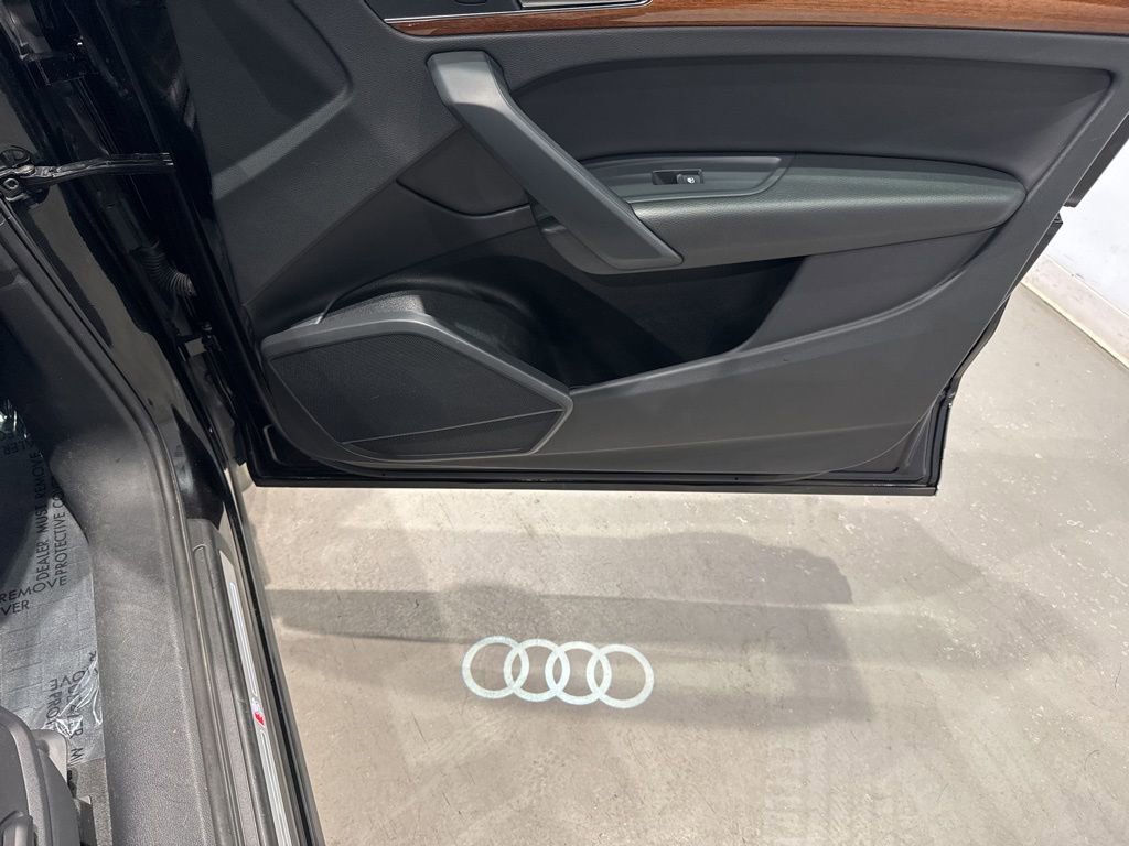 Used 2023 Audi Q5 2.0T Premium w/ Convenience Package image 44