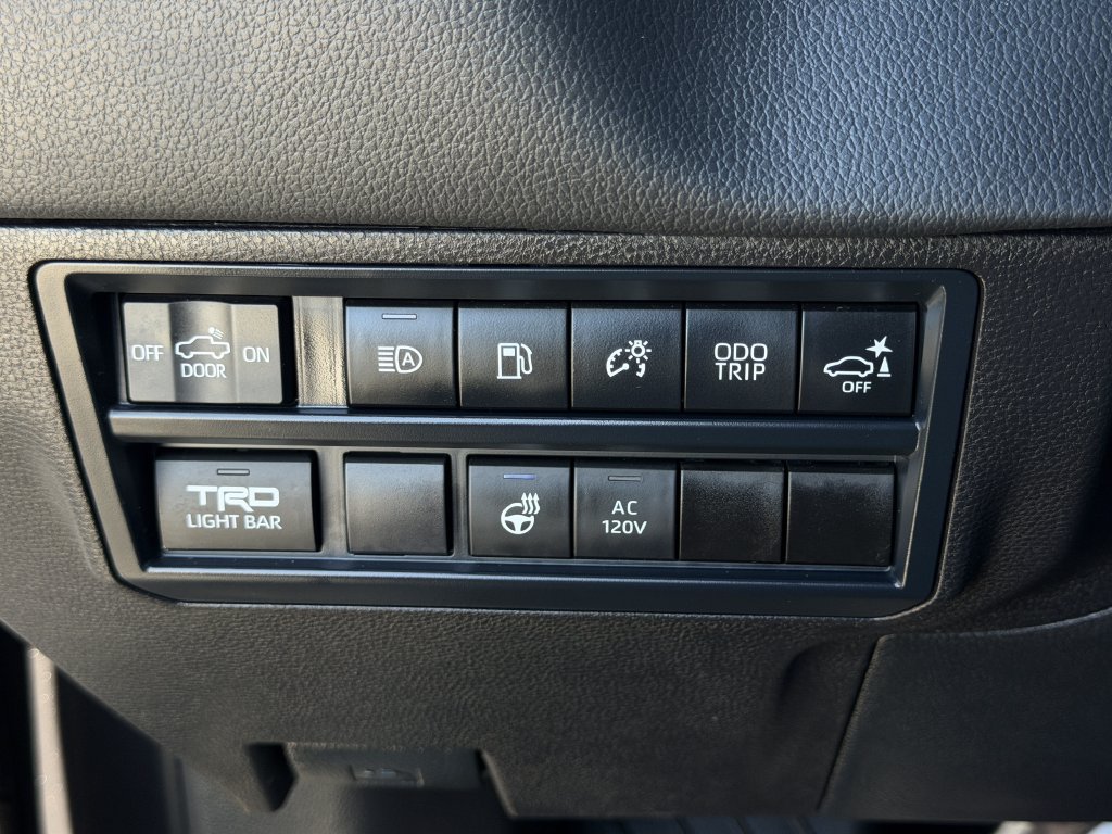Used 2025 Toyota Tundra TRD Pro AWD/4WD image 23