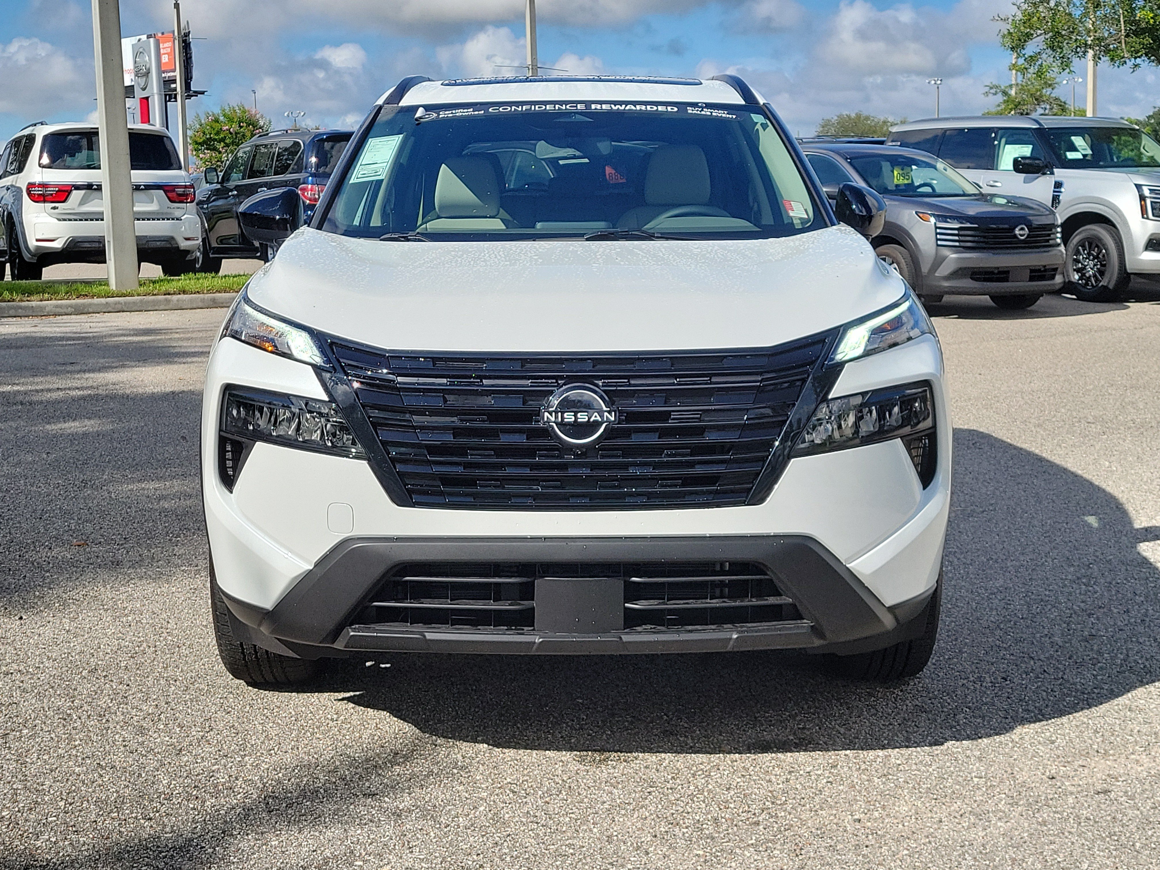 Certified 2026 Nissan Rogue Dark Armor AWD/4WD image 2