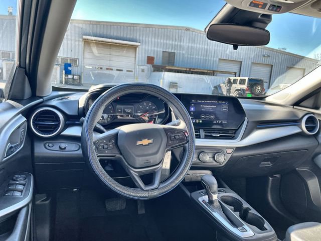 Certified 2025 Chevrolet Trax LS w/ LS Convenience Package image 10