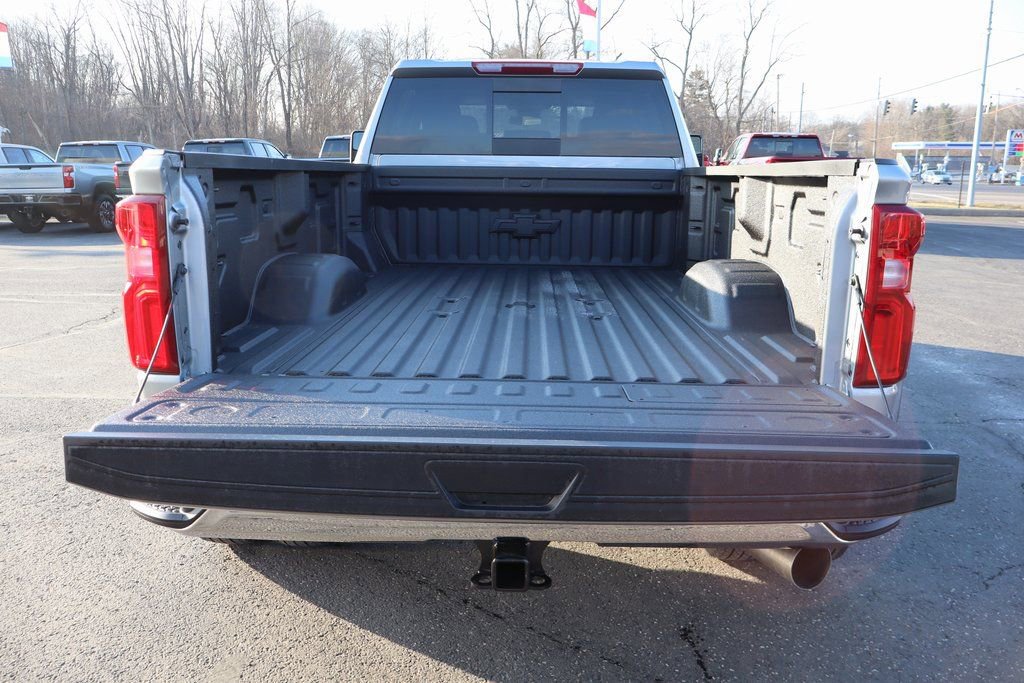 New 2026 Chevrolet Silverado 3500 LT image 24