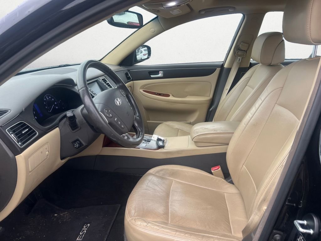 Used 2014 Hyundai Genesis 3.8 w/ Premium Package 02 image 10