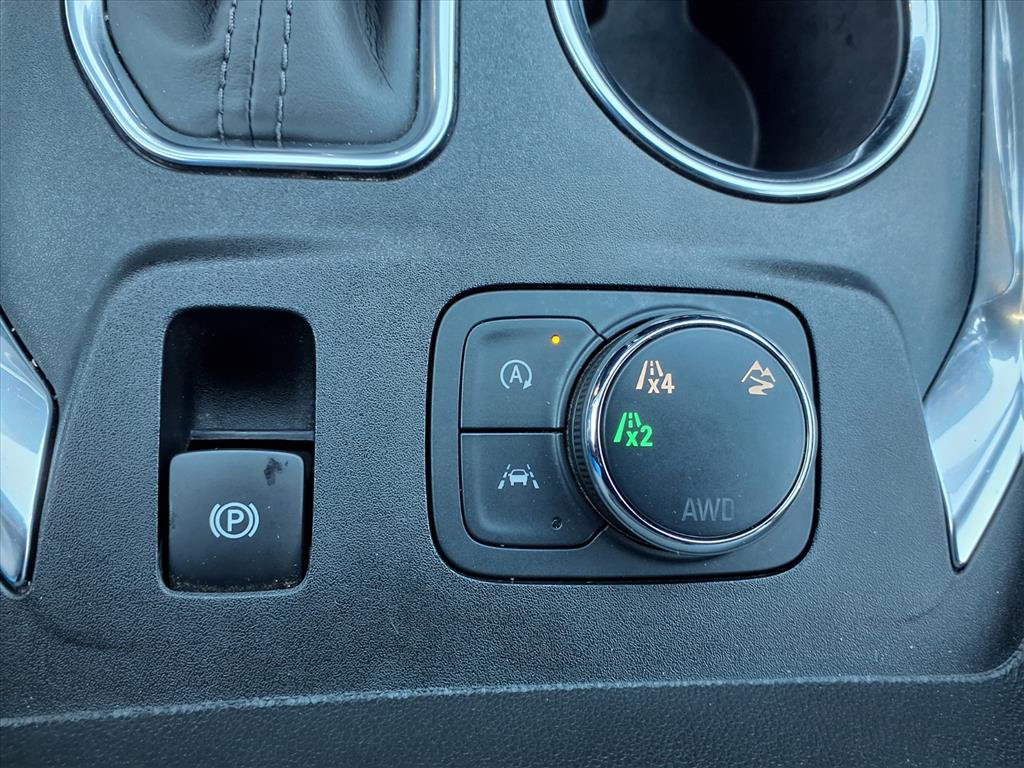 Used 2023 Chevrolet Traverse LT w/ LPO, Floor Liner Package image 12