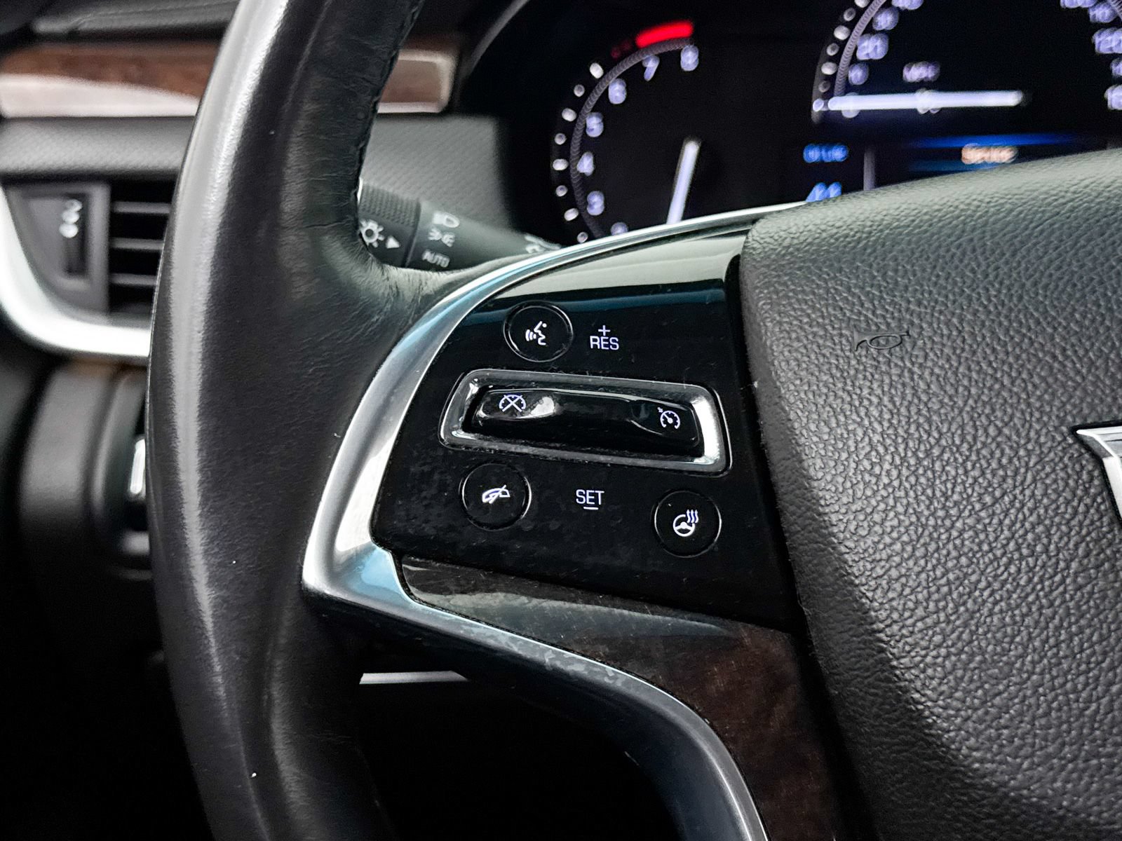 Used 2017 Cadillac XTS Luxury FWD image 30