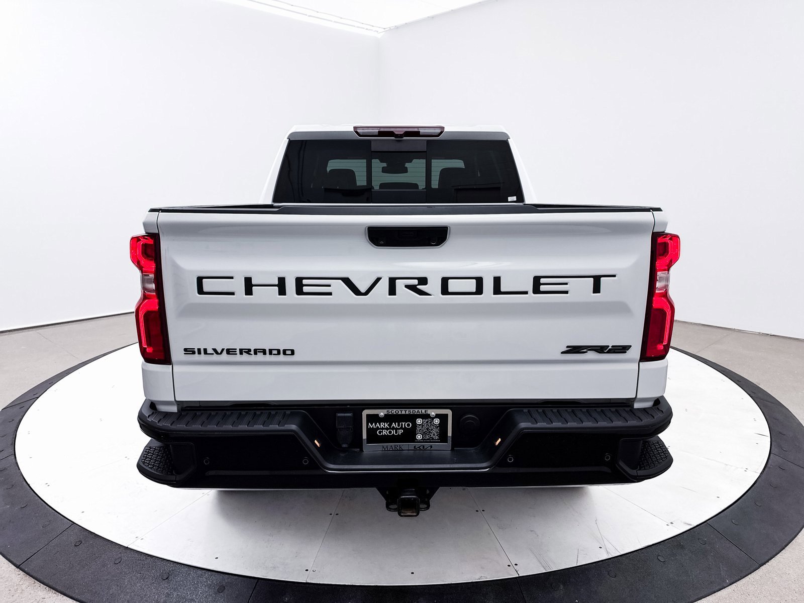 Used 2024 Chevrolet Silverado 1500 ZR2 w/ LPO, Dark Essentials Package image 17