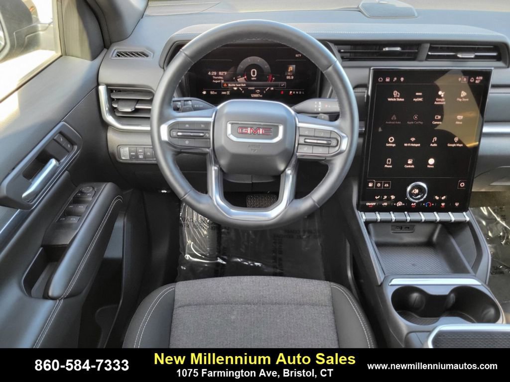 Used 2025 GMC Terrain Elevation image 13