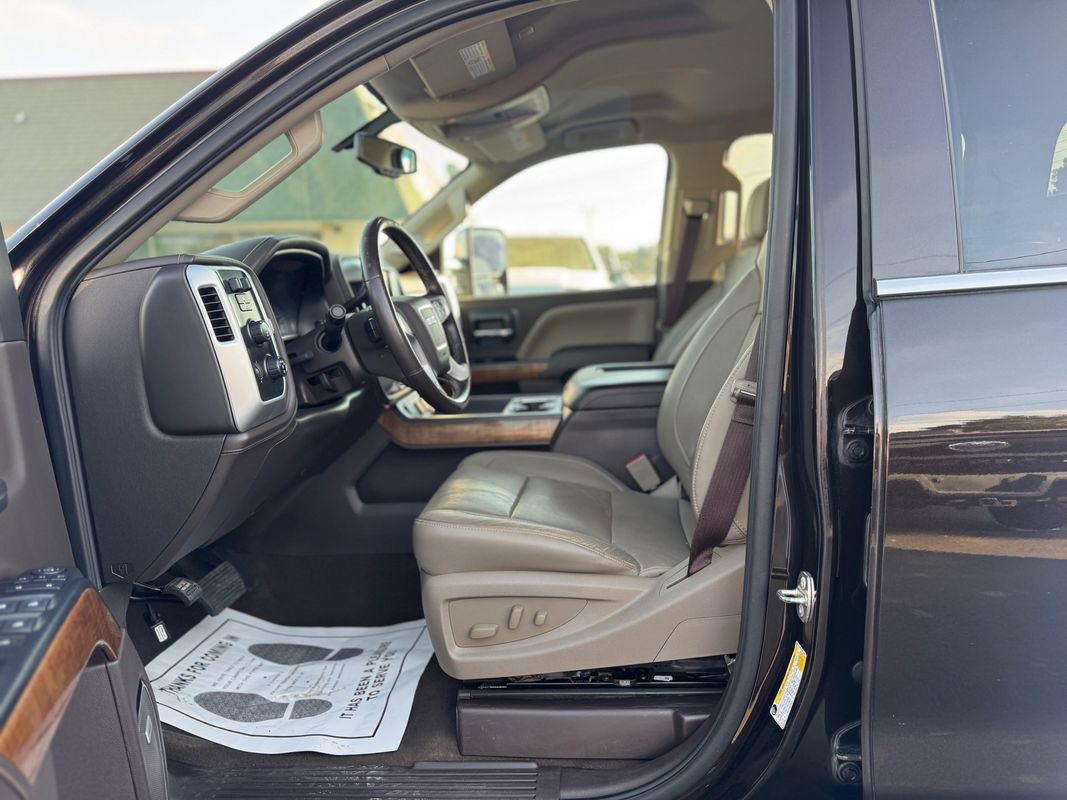 Used 2019 GMC Sierra 2500 SLT w/ Duramax Plus Package image 17