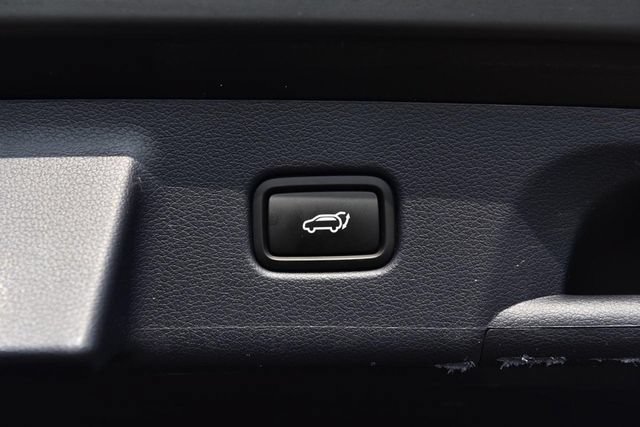 Used 2022 Hyundai Palisade SEL w/ 8P Bench Seat Package FWD image 29