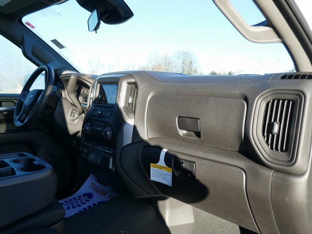 New 2026 Chevrolet Silverado 1500 Custom Trail Boss image 9