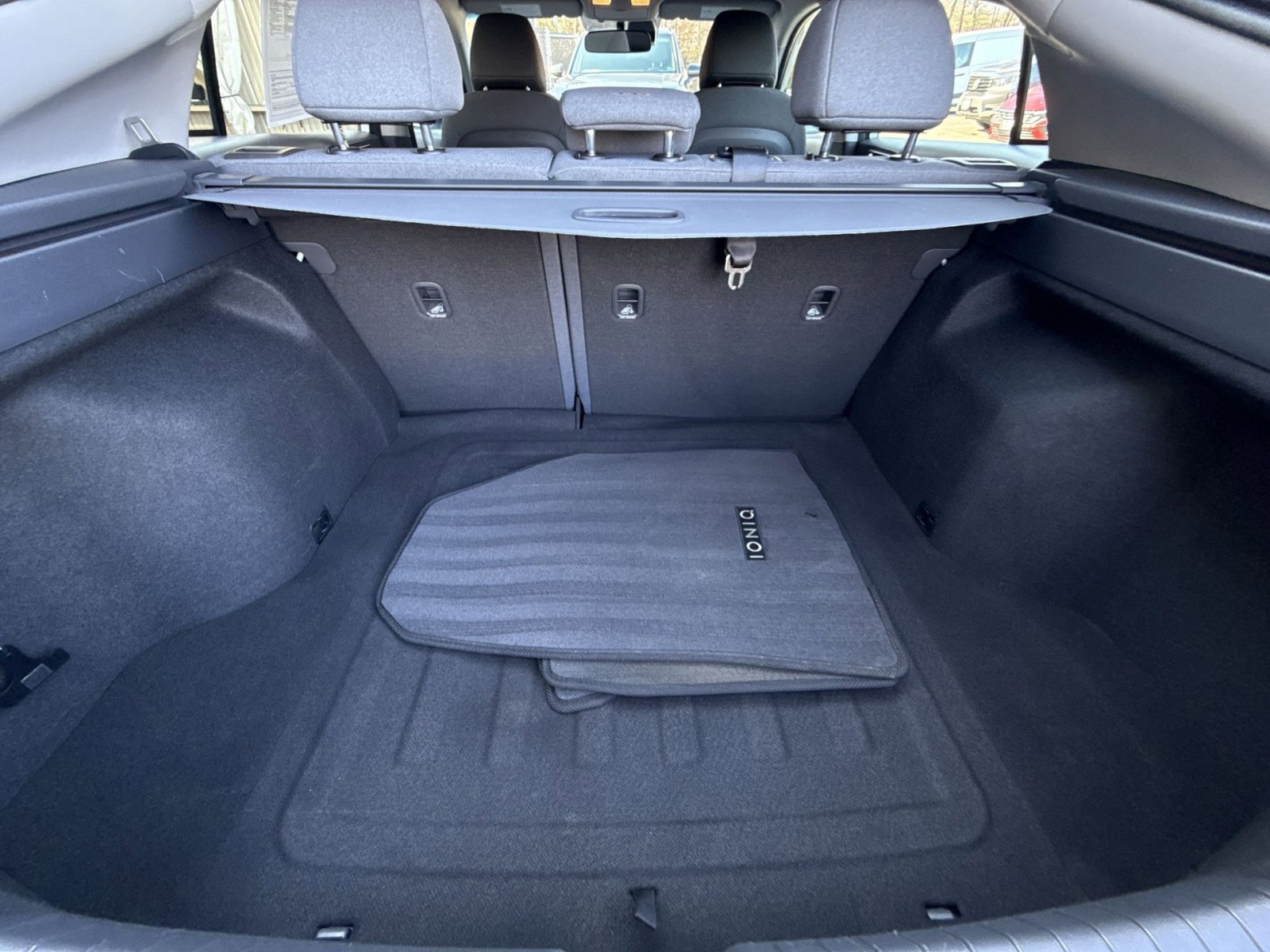 Used 2020 Hyundai Ioniq Blue image 25