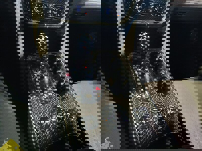 Used 2019 Bentley Bentayga image 24