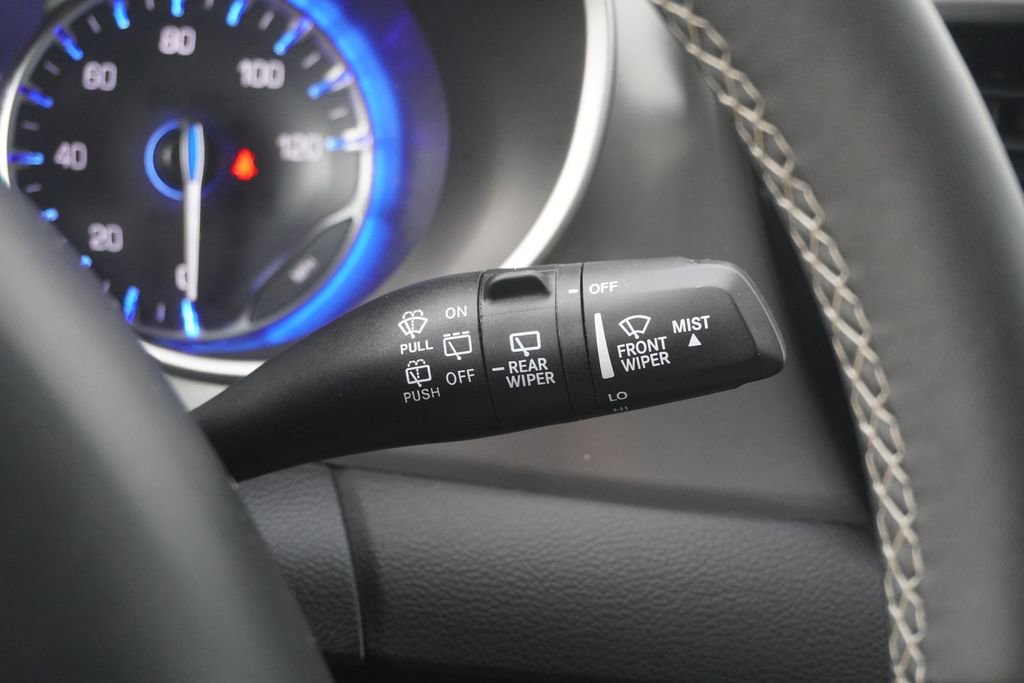 Used 2025 Chrysler Pacifica Select image 22