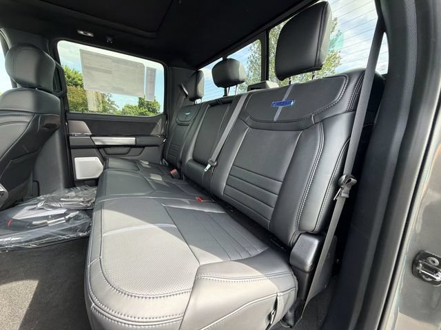 New 2026 Ford F250 Platinum w/ Tremor Off-Road Package AWD/4WD image 27