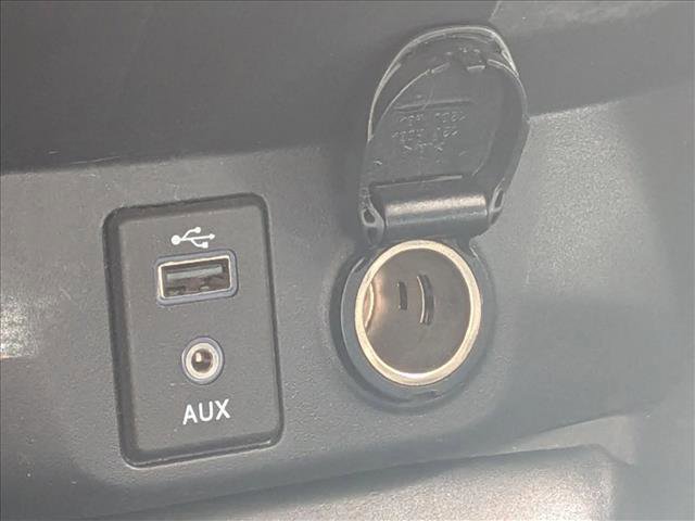 Used 2017 Nissan Rogue SV AWD/4WD image 14