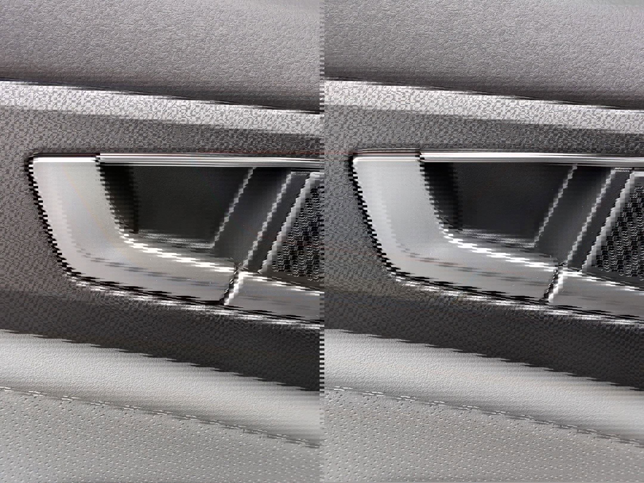 New 2026 Volkswagen Atlas Peak Edition image 26