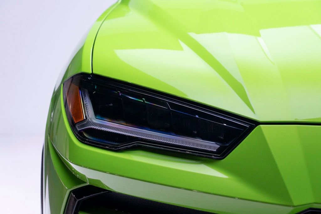Used 2021 Lamborghini Urus AWD/4WD image 43