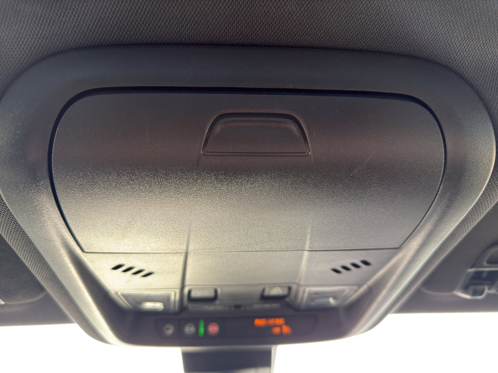 Used 2023 Chevrolet Equinox RS w/ RS Leather Package image 23