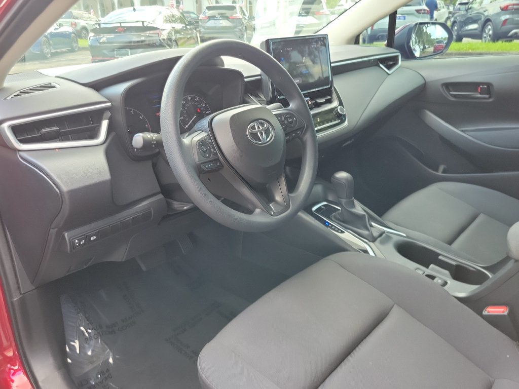 Used 2024 Toyota Corolla LE FWD image 12