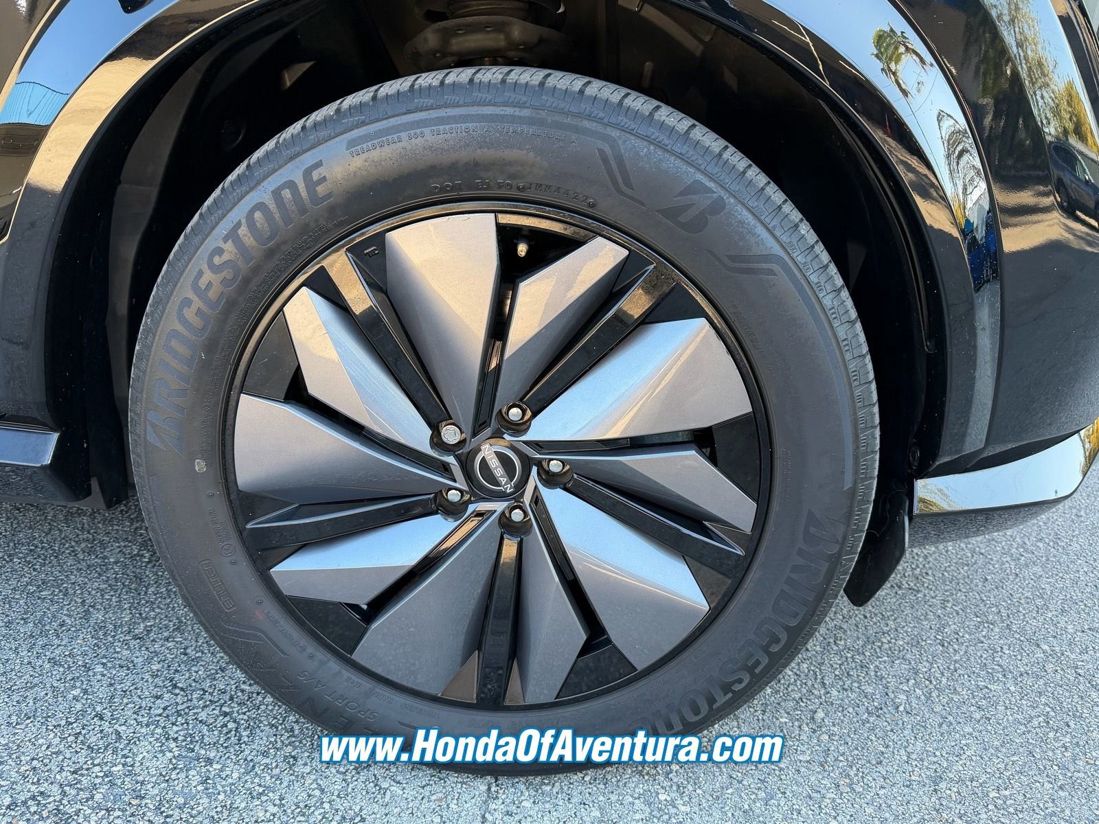 Used 2023 Nissan Ariya FWD image 9