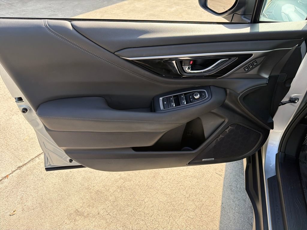 Used 2023 Subaru Outback Touring image 17