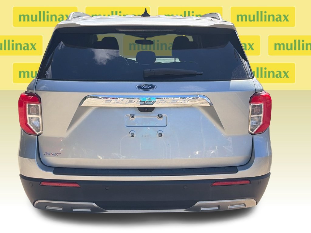Certified 2024 Ford Explorer XLT w/ Equipment Group 202A RWD image 33