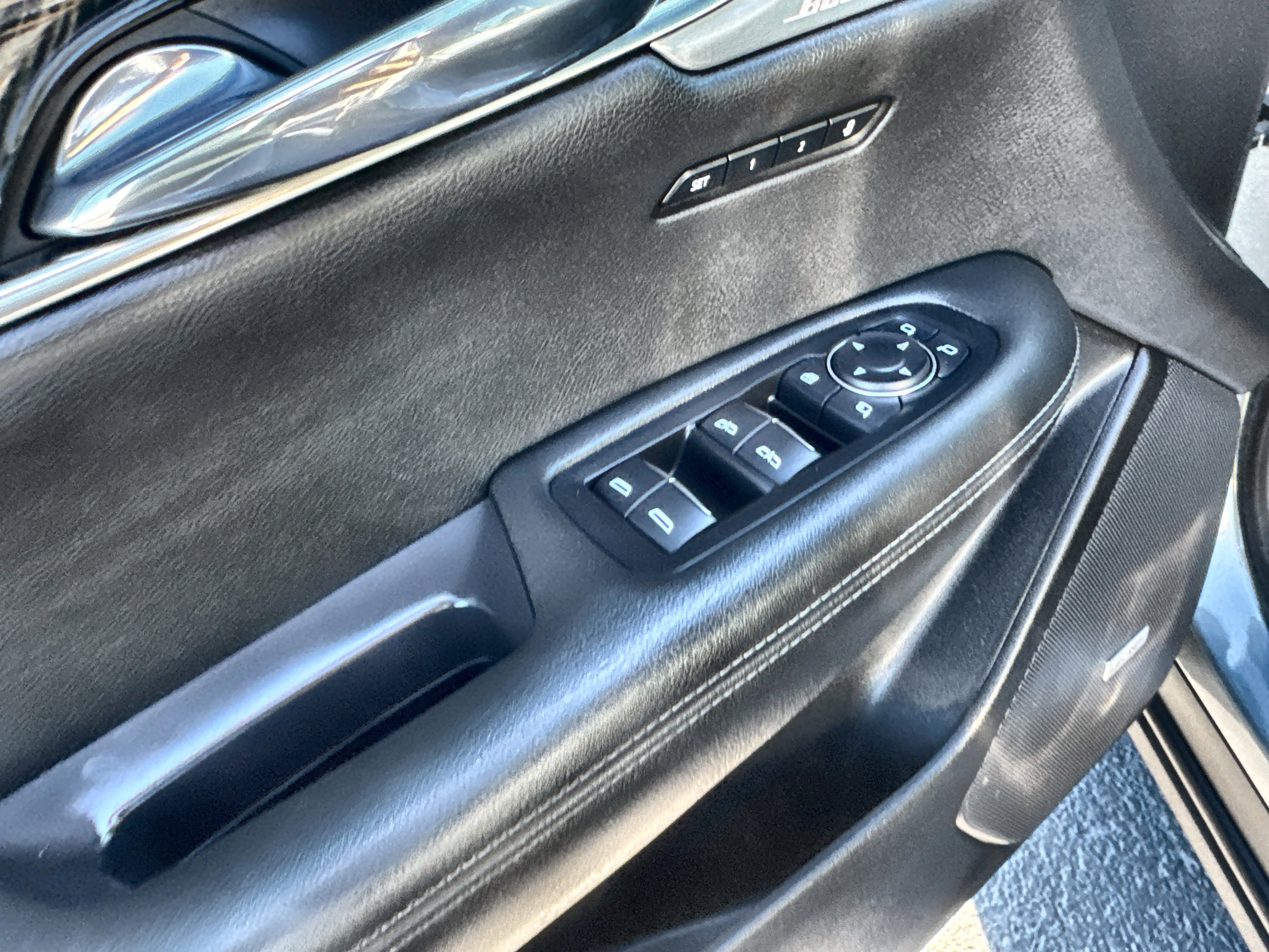 Used 2021 Cadillac XT6 Premium Luxury image 24