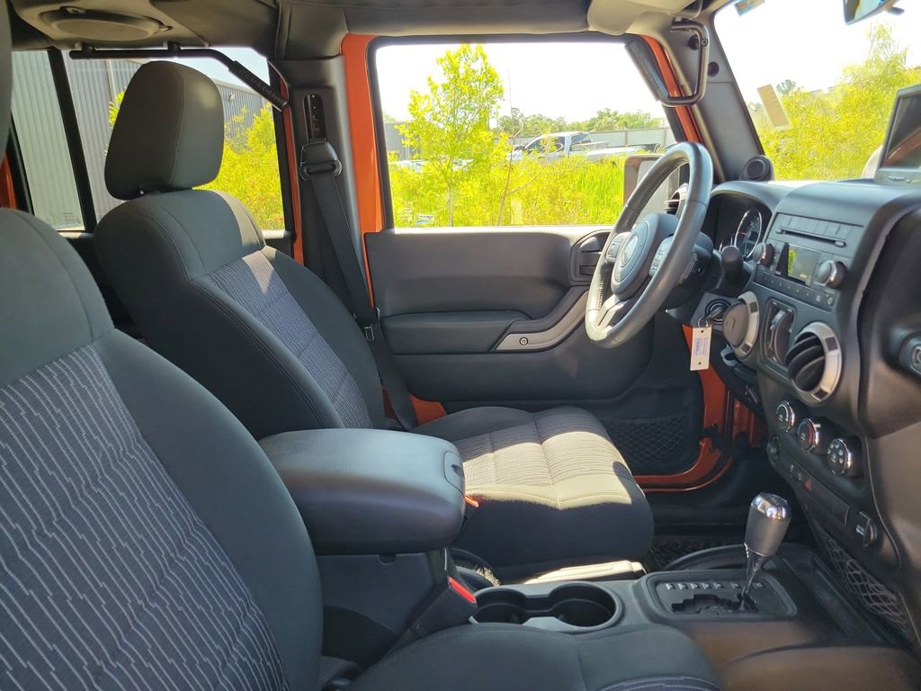 Used 2011 Jeep Wrangler Unlimited Sport AWD/4WD image 32