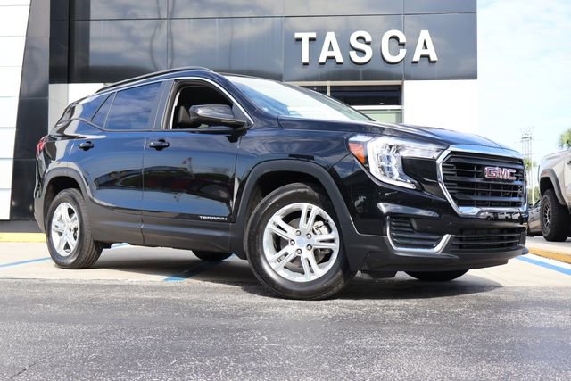 Used 2022 GMC Terrain SLE w/ Driver Convenience Package