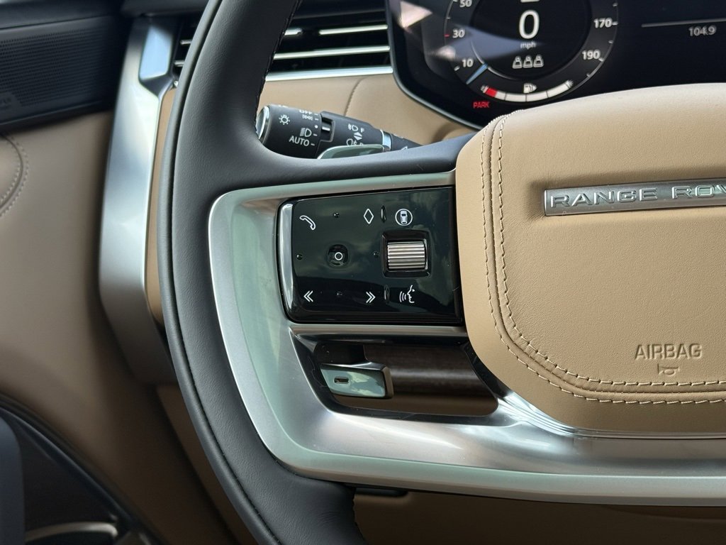 New 2025 Land Rover Range Rover SE image 18