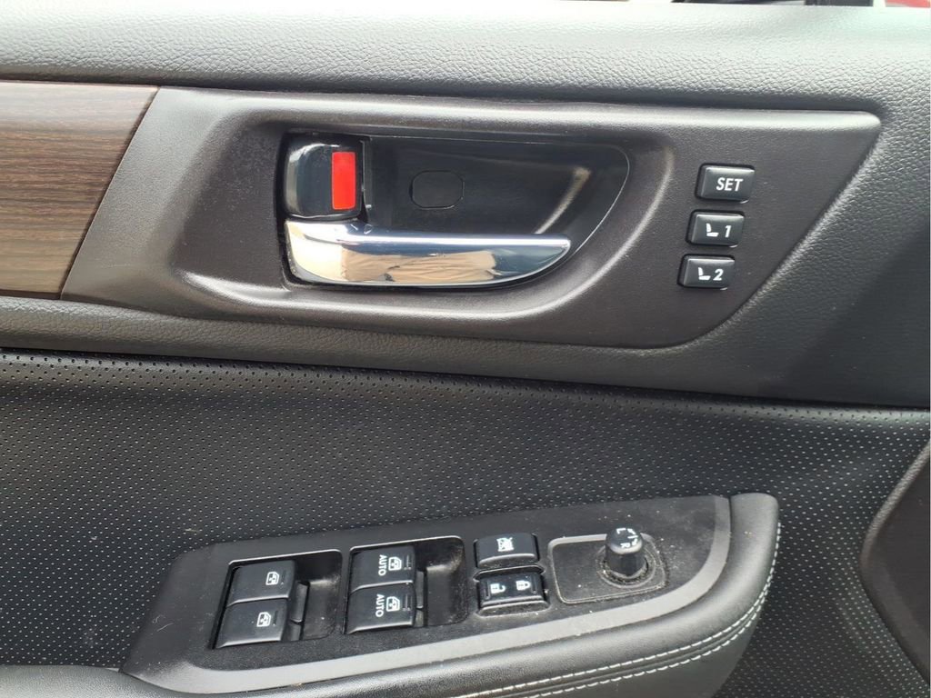 Used 2017 Subaru Legacy 3.6R Limited image 24