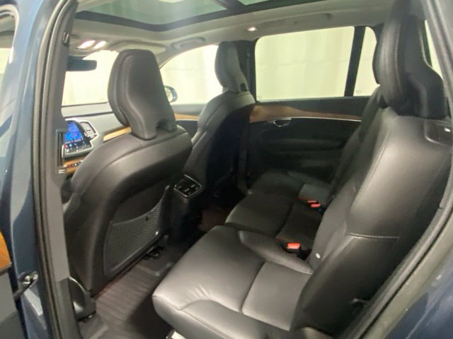 Used 2023 Volvo XC90 B6 Plus w/ Protection Package Premier AWD/4WD image 12