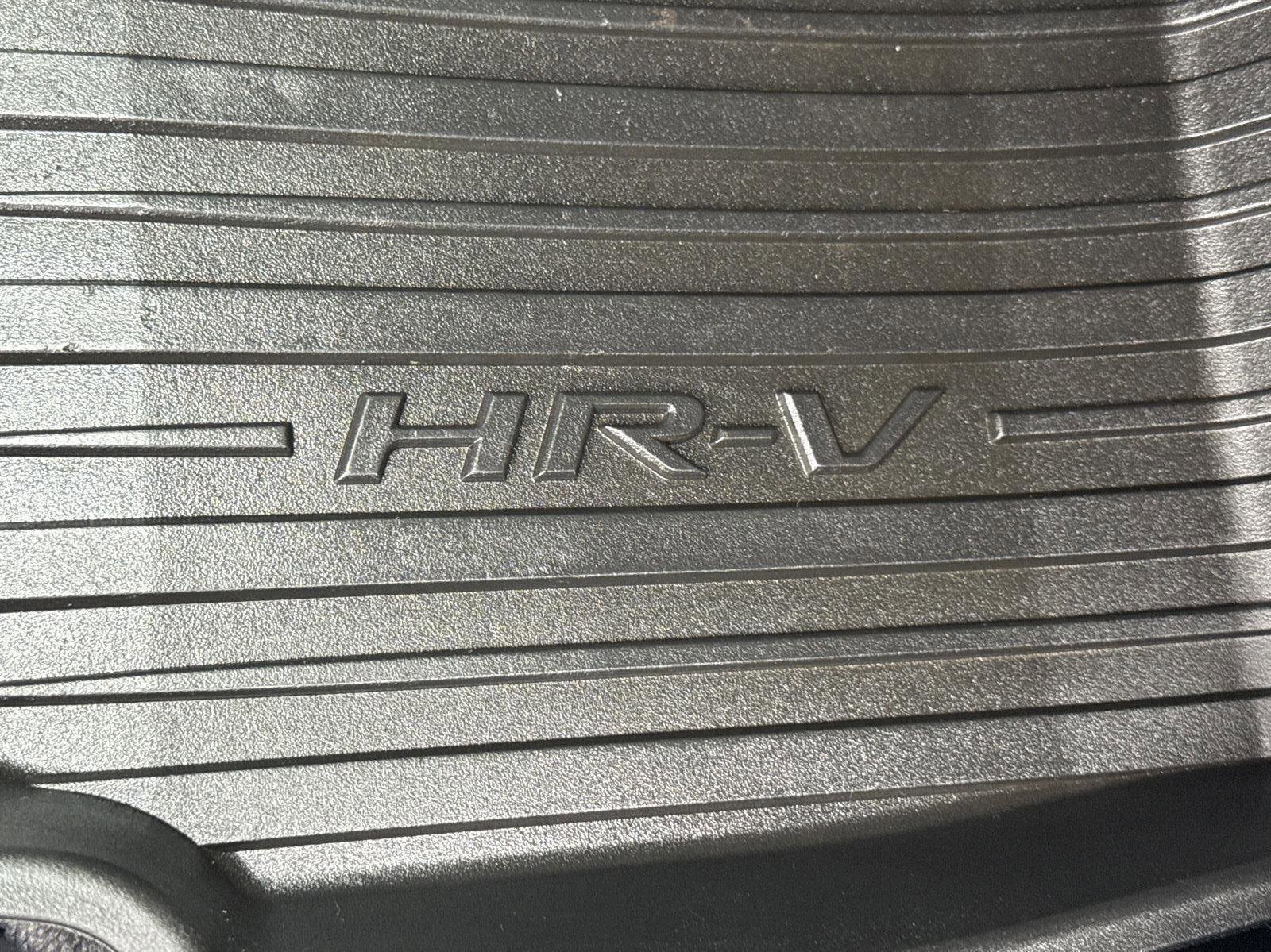 Used 2020 Honda HR-V EX image 16